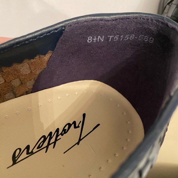 Trotters navy woven leather slip on loafer gently worn 8.5 N - Picture 14 of 15